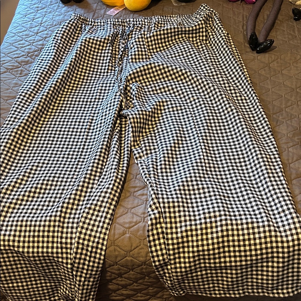 SHEIN Black and White Checkered Pants